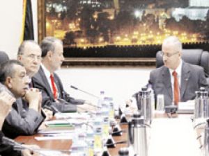 Filistin’de hükümetin ilk toplantısı