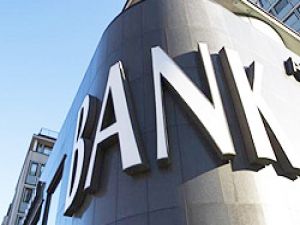 Bankaların zirveden kaybı yüzde 35'i buldu
