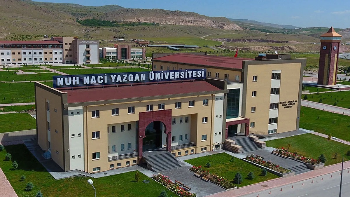 Nuh Naci Yazgan Üniversitesi Öğretim Üyesi alacağını açıkladı