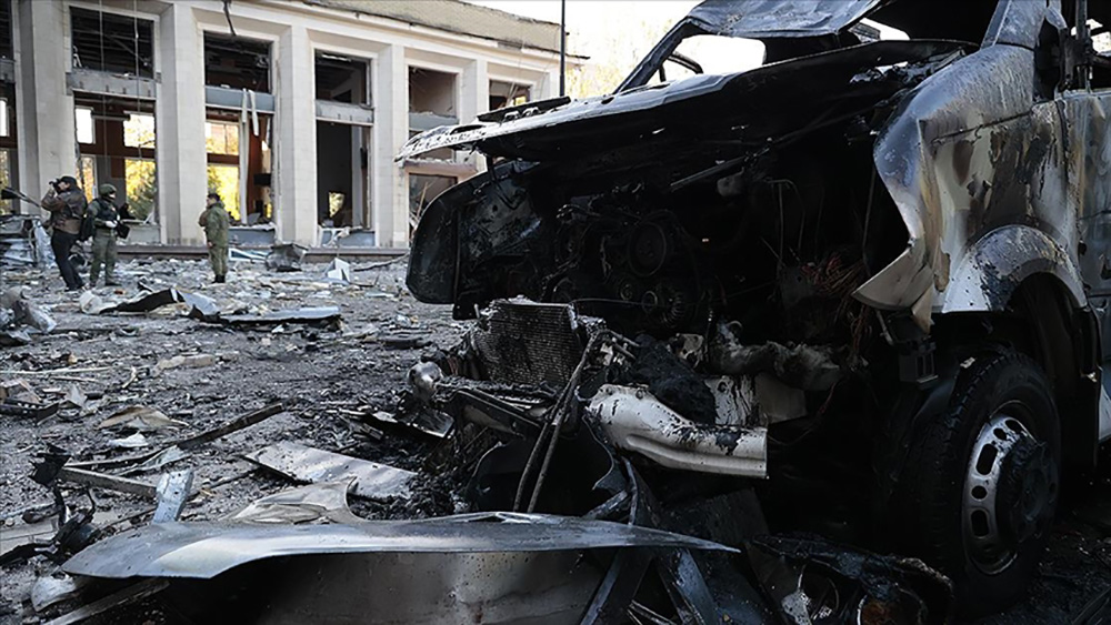 Ukrayna güçleri Rusya’nın ilhak ettiği Donetsk’i vurdu