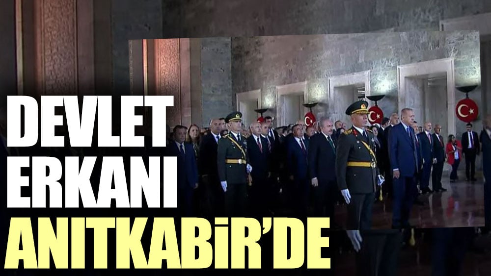 Devlet erkanı Anıtkabir'de