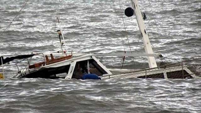 Ege Denizi'nin Yunan tarafında düzensiz göçmenleri taşıyan teknenin batması sonucu 20 kişi öldü