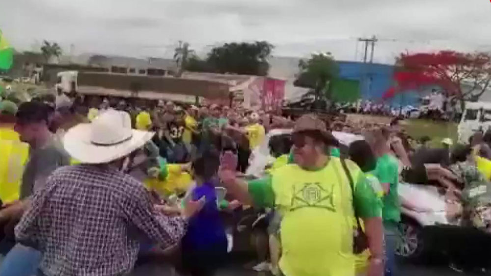 Brezilya'da Bolsonaro destekçilerinin arasına araç daldı! Birçok kişi ezildi