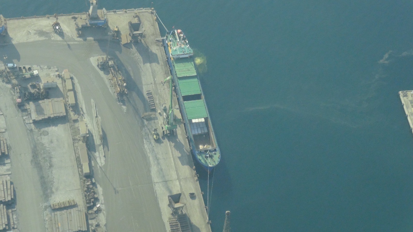 Denizi kirleten gemiye 3 milyon 550 bin lira par4a cezası!