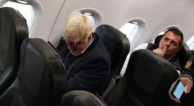 İngiltere eski Başbakanı Boris Johnson Türk firmasıyla tarifeli uçtu