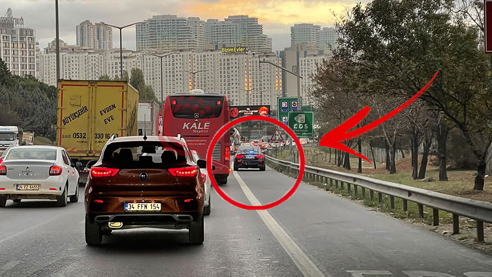 İstanbul'da çakarlı araçlar yine hortladı