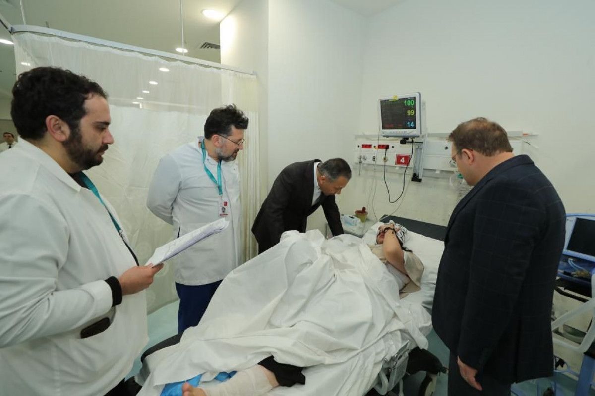 Vali Ali Yerlikaya İstiklal'de gerçekleşen terör saldırısı ardından yaralıları ziyaret etti