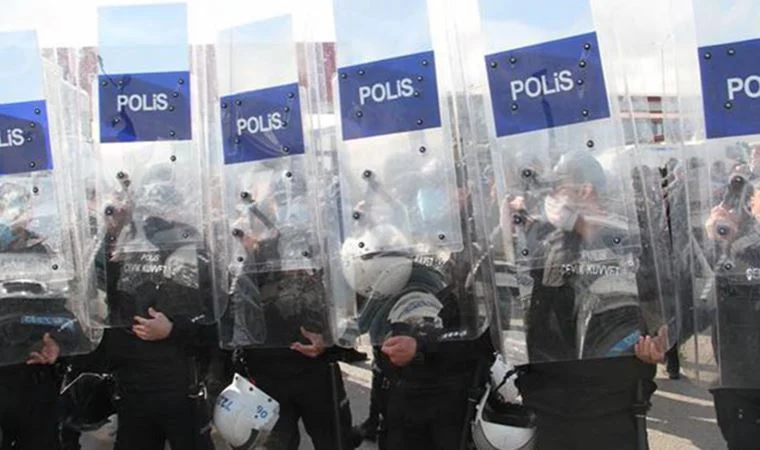 Mardin'de gösteri ve yürüyüşler 15 gün yasaklandı
