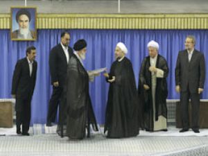 Cumhurbaşkanı Ruhani resmen göreve başladı