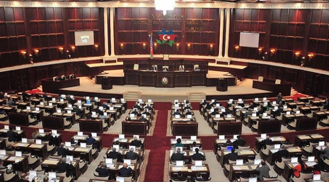 Azerbaycan Parlamentosu'ndan Fransa'ya dair önlem paketi