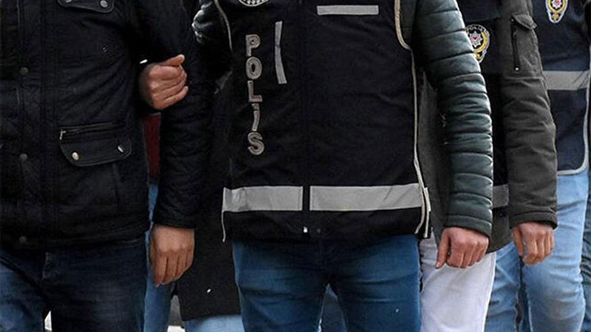 Yunanistan'a geçmeye çalışan 4'ü FETÖ mensubu 6 kişi yakalandı