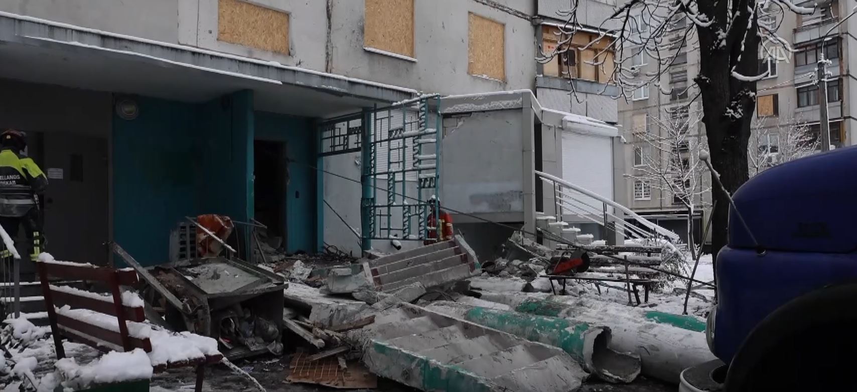 Ukrayna’nın Harkiv bölgesinde hasarlı binalar onarılıyor