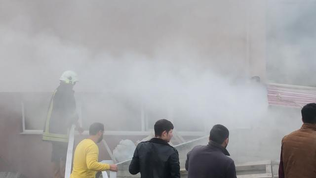 Sinop'ta tekstil fabrikasında yangın: 10 kişi hastanelik oldu