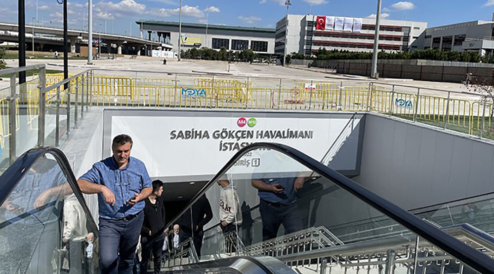 Pendik-Sabiha Gökçen Havalimanı Metro Hattı'nda 2 ayda 1,4 milyon yolcu seyahat etti