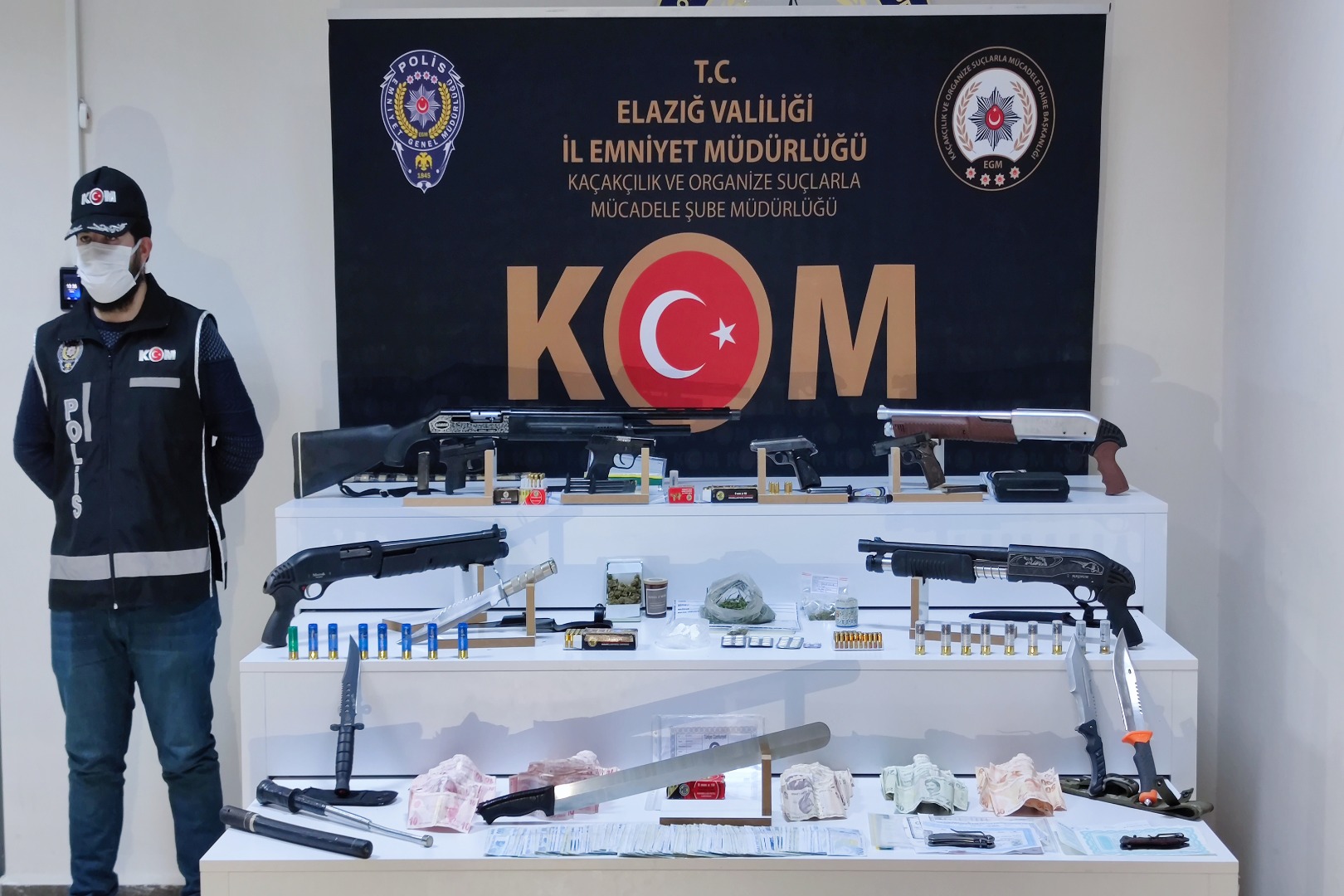 Elazığ ve Bingöl'de Silindir Operasyonu: 22 gözaltı