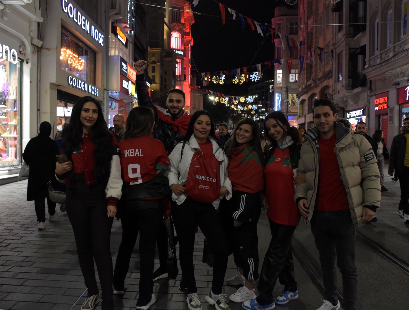 Faslılar çeyrek final sevincini İstanbul'da kutladı