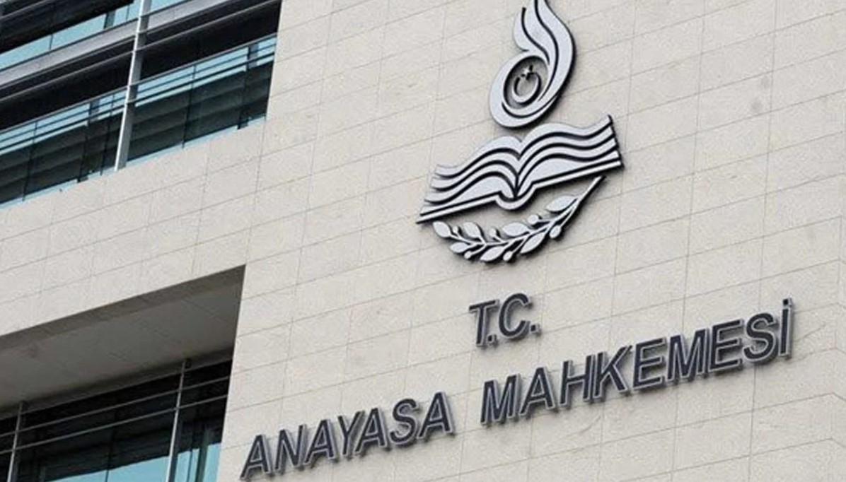 AYM'den DİSK'in 1 Mayıs'ı Taksim'de kutlamasına izin verilmemesiyle ilgili karar çıktı