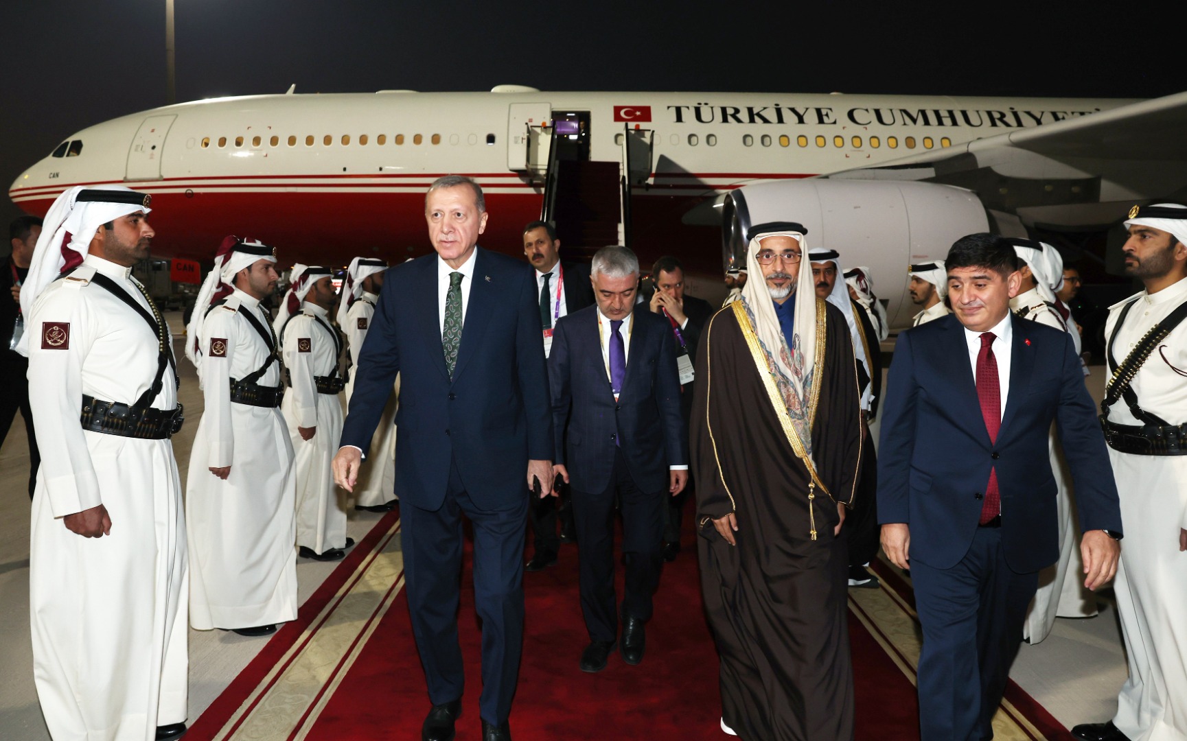 Cumhurbaşkanı Erdoğan Katar’da   