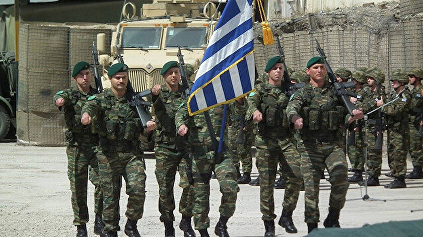 Yunan ordusunda "dinleme skandalı"