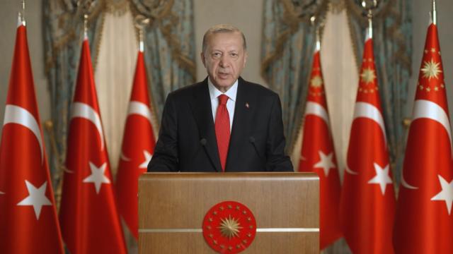 Cumhurbaşkanı Erdoğan'dan Noel mesaj