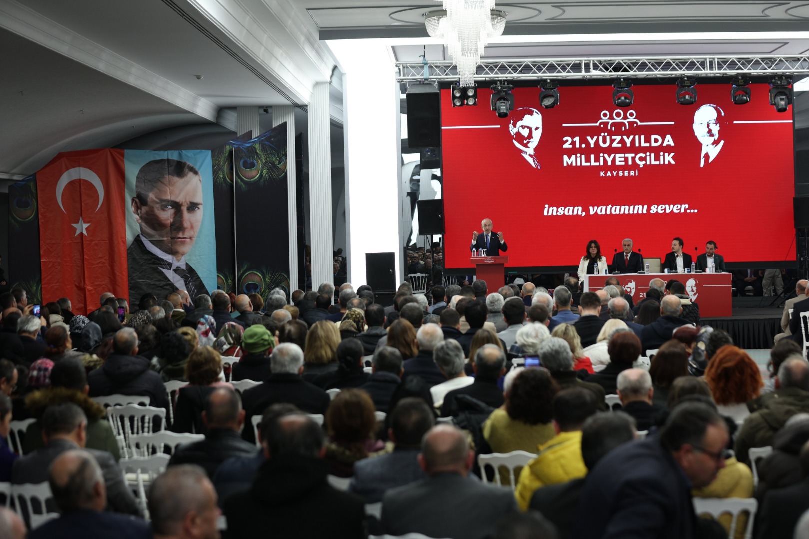Kemal Kılıçdaroğlu Ülkücü kanaat önderleri ile '21. Yüzyılda Milliyetçilik’ konferansına katıldı