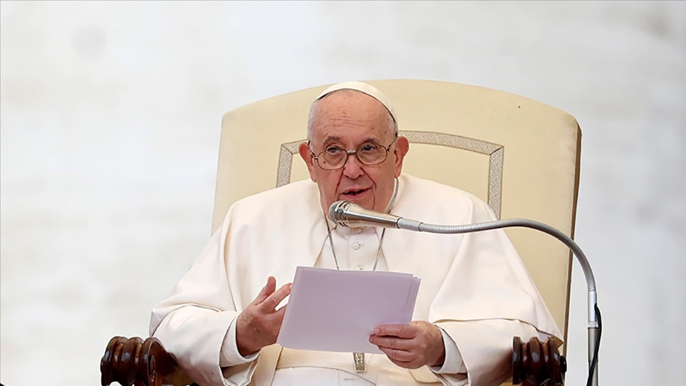 Papa'dan geleneksel Noel mesajında silahların susması çağrısı