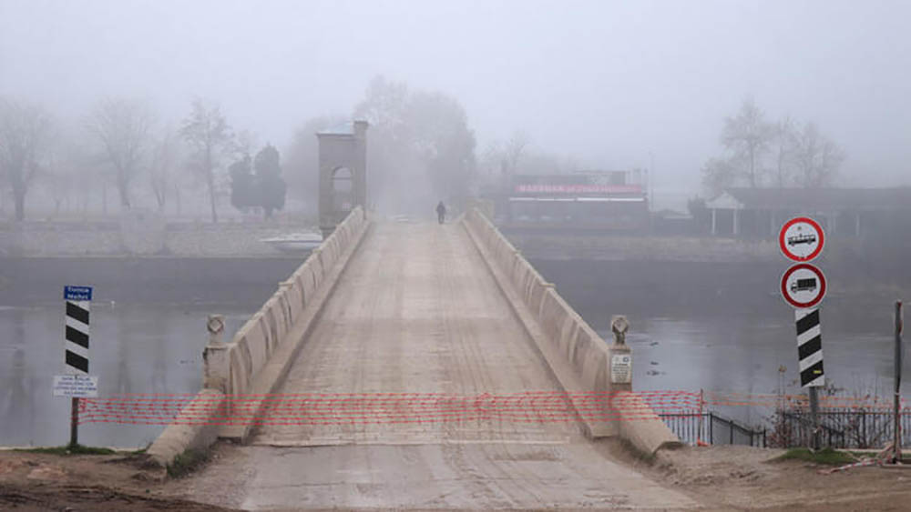 Tarihi Tunca Köprüsü, hızlı tren çalışması nedeniyle kapatıldı
