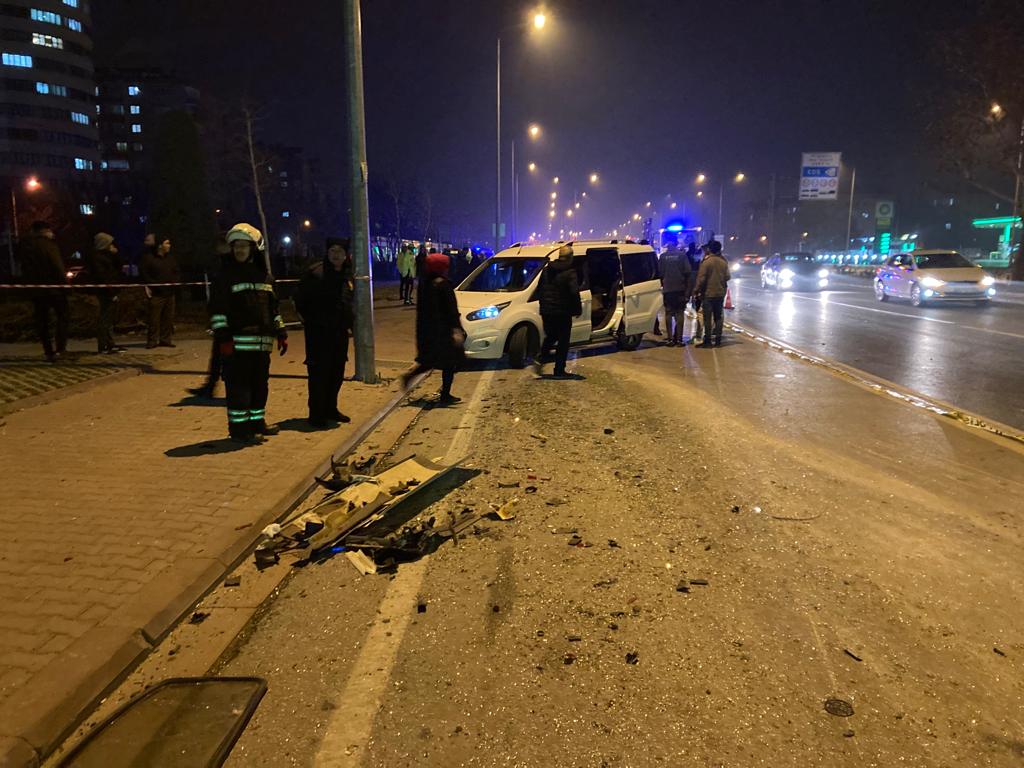 Konya'da 3 aracın karıştığı kazada 9 kişi yaralandı
