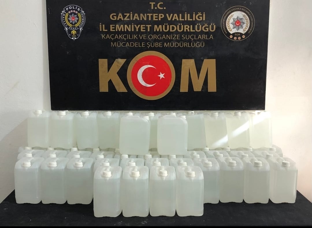 Gaziantep'te 270 litre etil alkol ele geçirildi