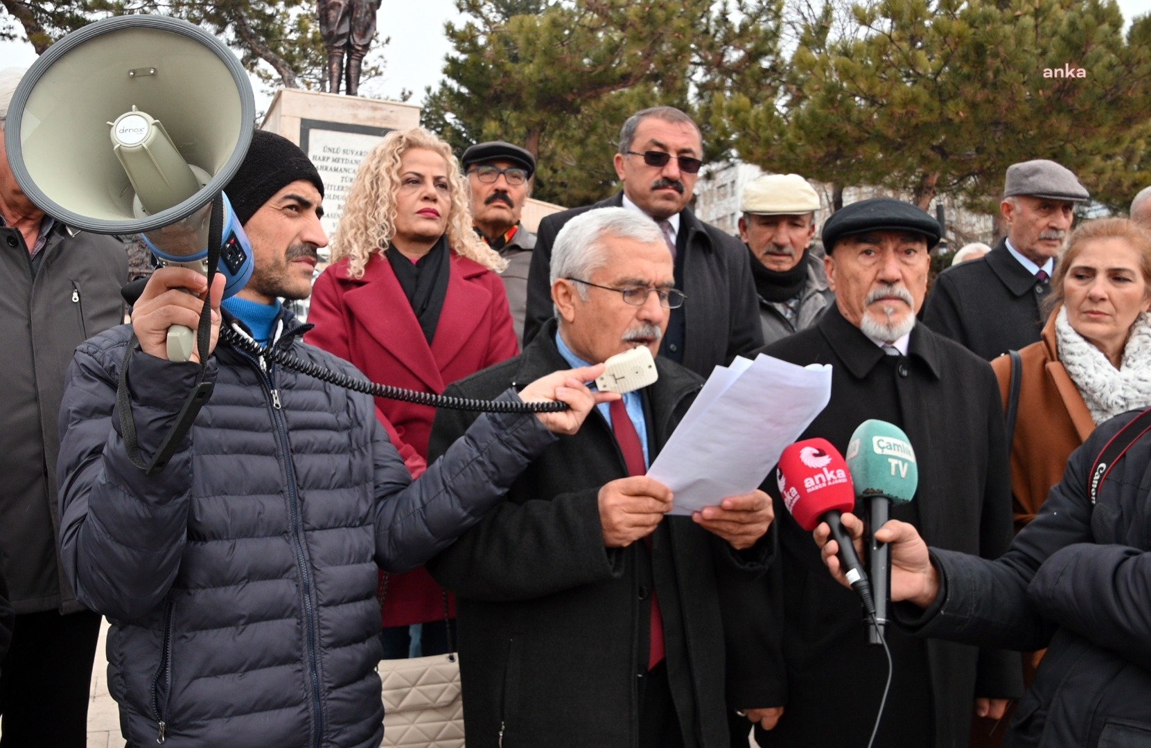 CHP Yozgat’ta memur ve emekli maaşlarına yapılan zammı protesto etti