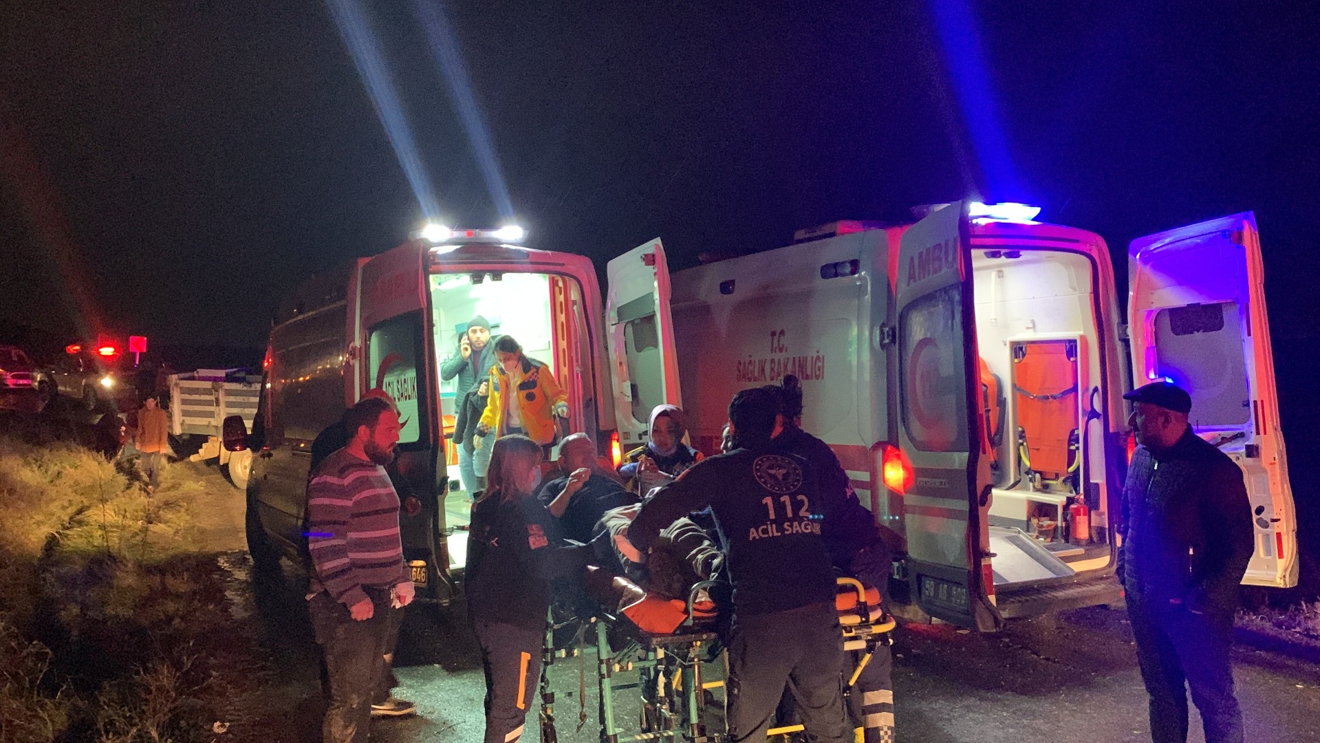 Tekirdağ’da işçi servisiyle kamyonet çarpıştı: 1 ölü, 20 yaralı