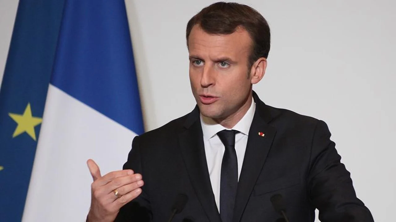 Fransa Cumhurbaşkanı Macron 'Cezayir'den af dilemeyeceğim'