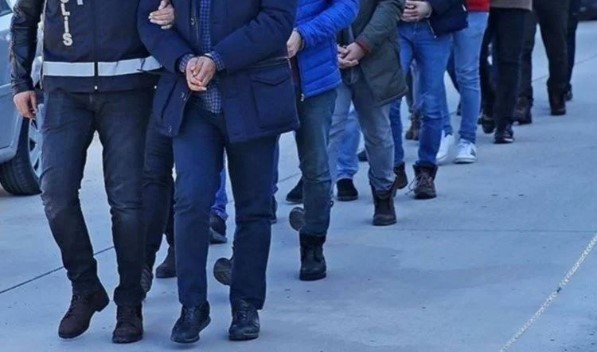 İstanbul'da operasyon: 113 zanlı adliyede