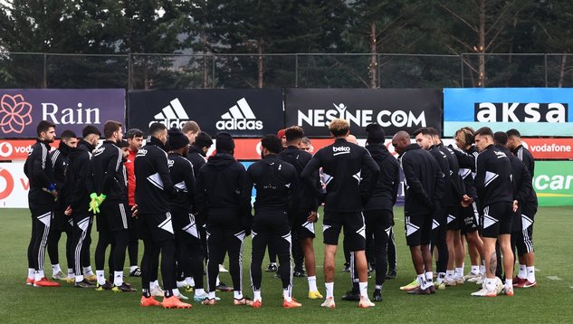 Şenol Güneş'ten flaş karar. Beşiktaş'ın Konyaspor kadrosunu açıkladı