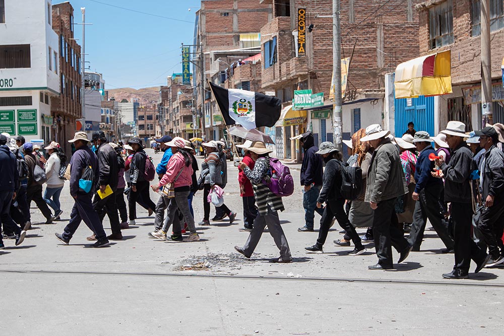 Peru'da 30 günlük OHAL ilan edildi