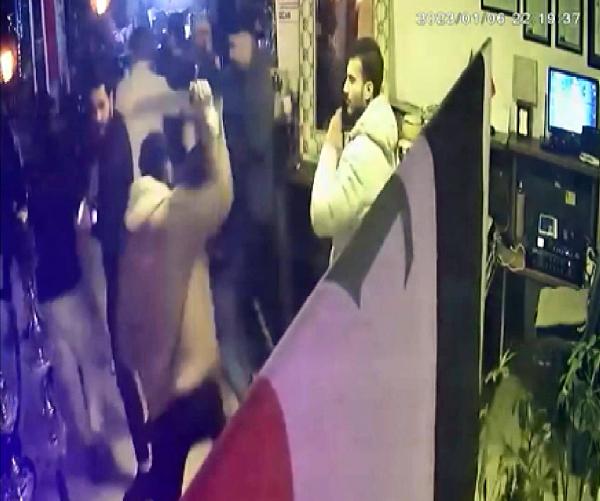 Avcılar'da restoran müdürüne palalı saldırı