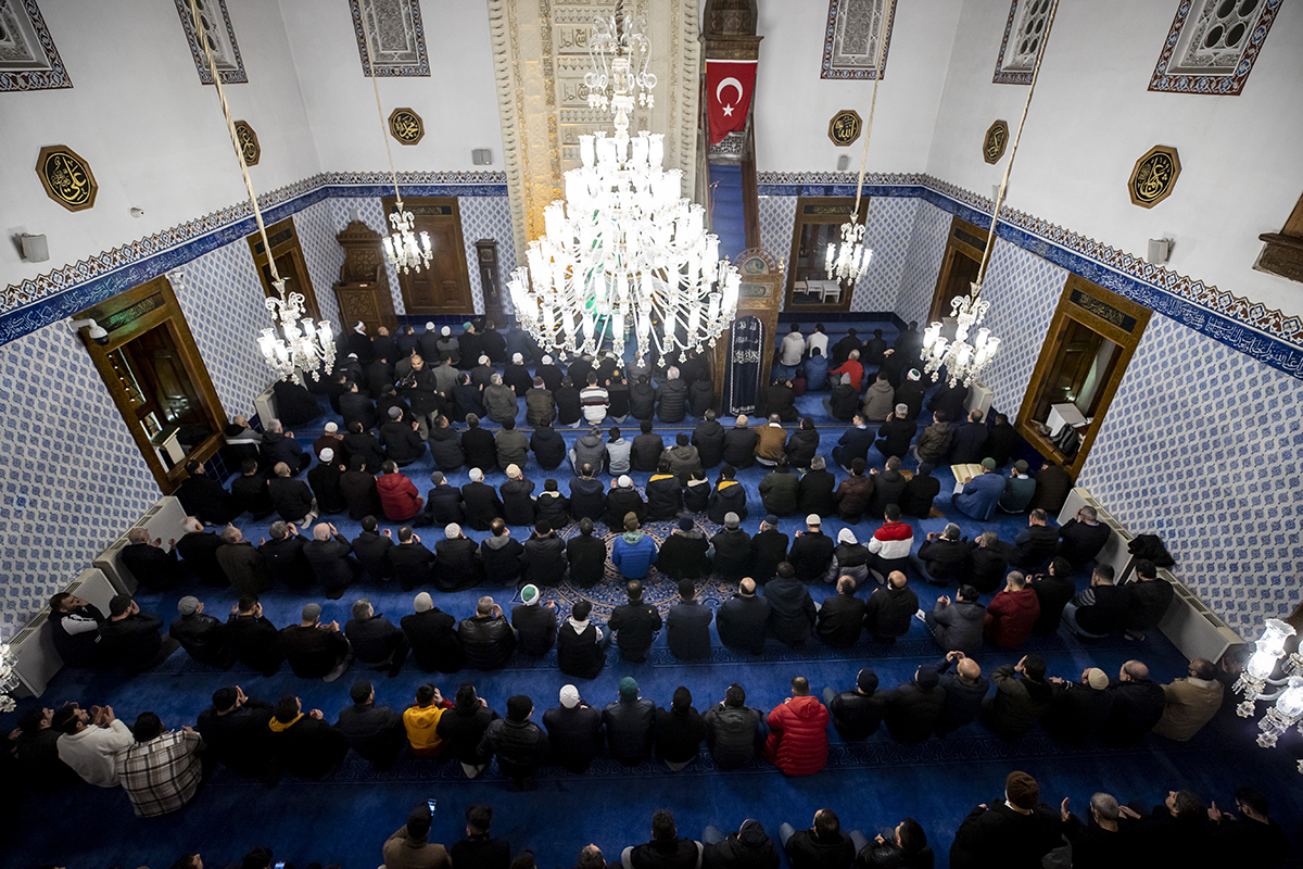 İsveç’e tepki! 90 bin camide Kur’an-ı Kerim okundu