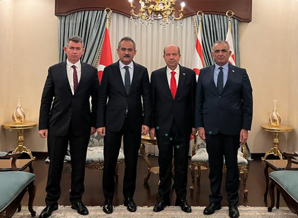 Bakan Özer, KKTC Cumhurbaşkanı Tatar ile görüştü