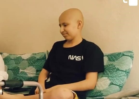 15 yaşındaki Mehmet kansere yenildi