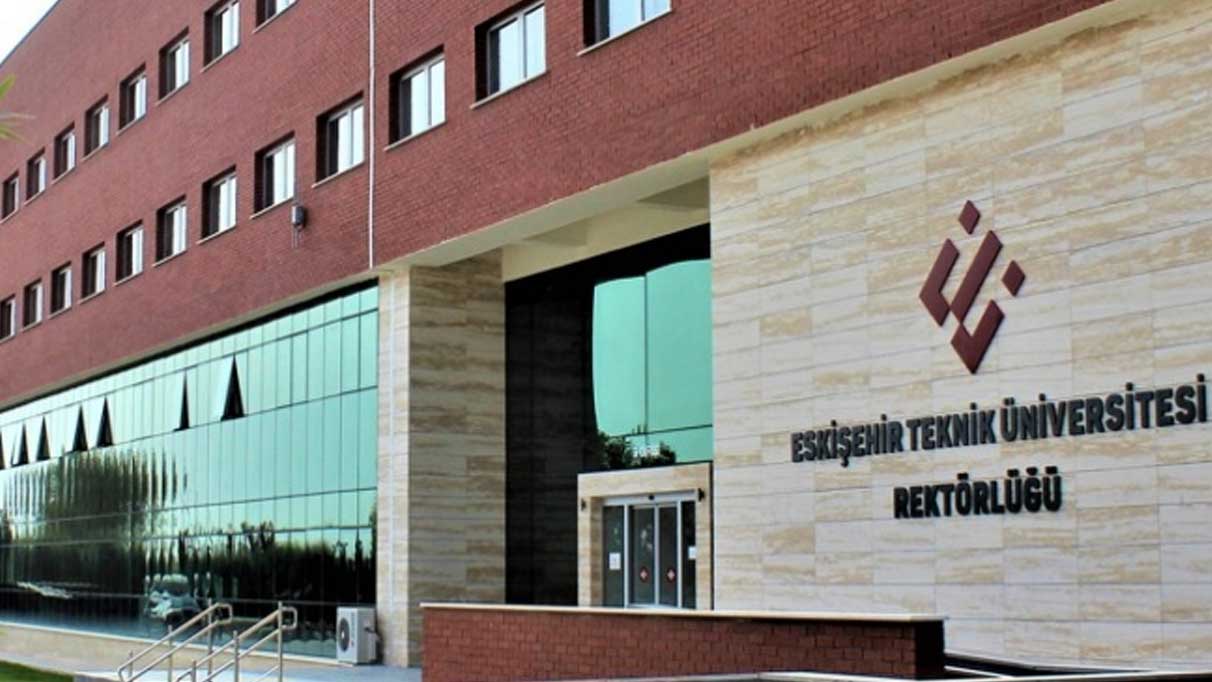 Eskişehir Teknik Üniversitesi 22 Sözleşmeli Personel alacağını duyurdu