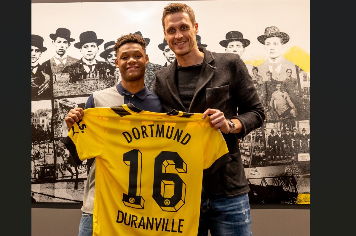 Dortmund Belçika'dan 16 yaşındaki oyuncuyu transfer etti