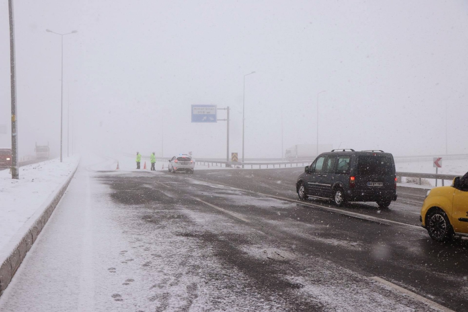 Malatya’da kar nedeniyle 46 mahalle ulaşıma kapandı