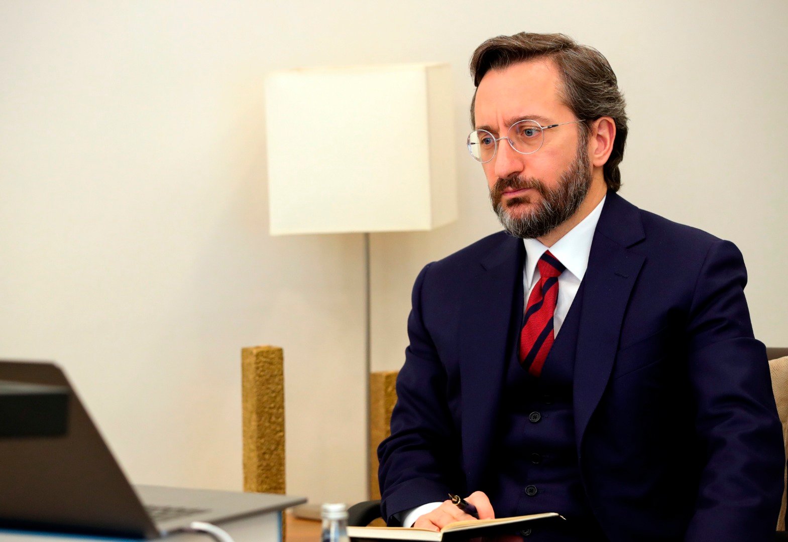 Fahrettin Altun’dan Twitter açıklaması