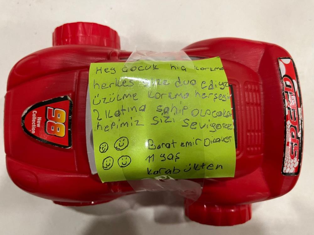 Karabük'ten deprem bölgesindeki çocuklara oyuncağını yolladı