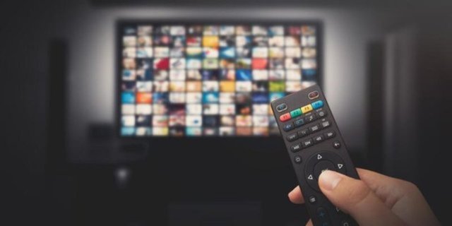 12 Şubat Pazar TV yayın akışında ne var? Hangi kanalda deprem özel yayını var?