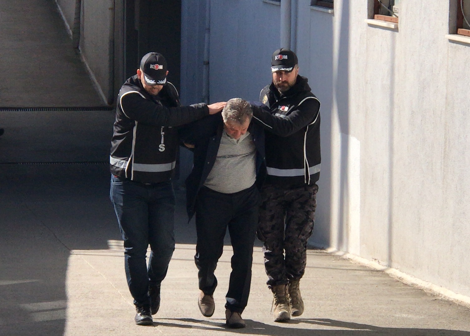 Müteahhit Hasan Alpargün tutuklandı. Savunmasında 'mukadderat' demişti