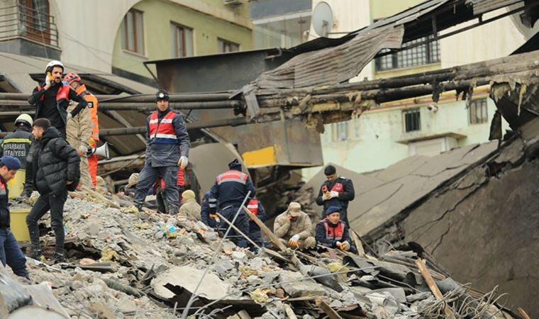 Ukrayna Türkiye'de meydana gelen depremde 5 vatandaşının hayatını kaybettiğini açıkladı