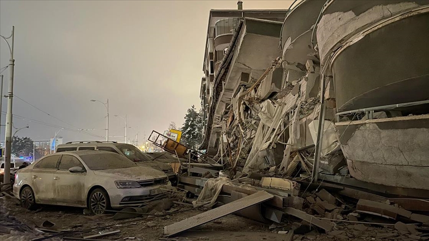 Malatya Valiliği açıkladı 'Depremde Malatya'da şu ana kadar 1386 kişi yaşamını yitirdi'