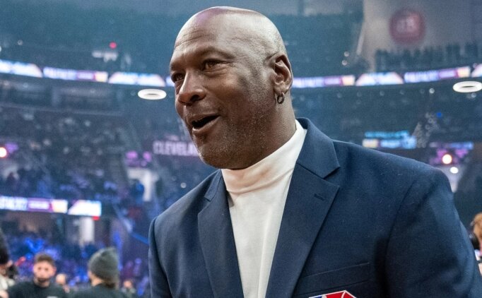 Michael Jordan 60. yaşını bağışla kutluyor. Yatırdığı miktarı duyanlar şaşırdı