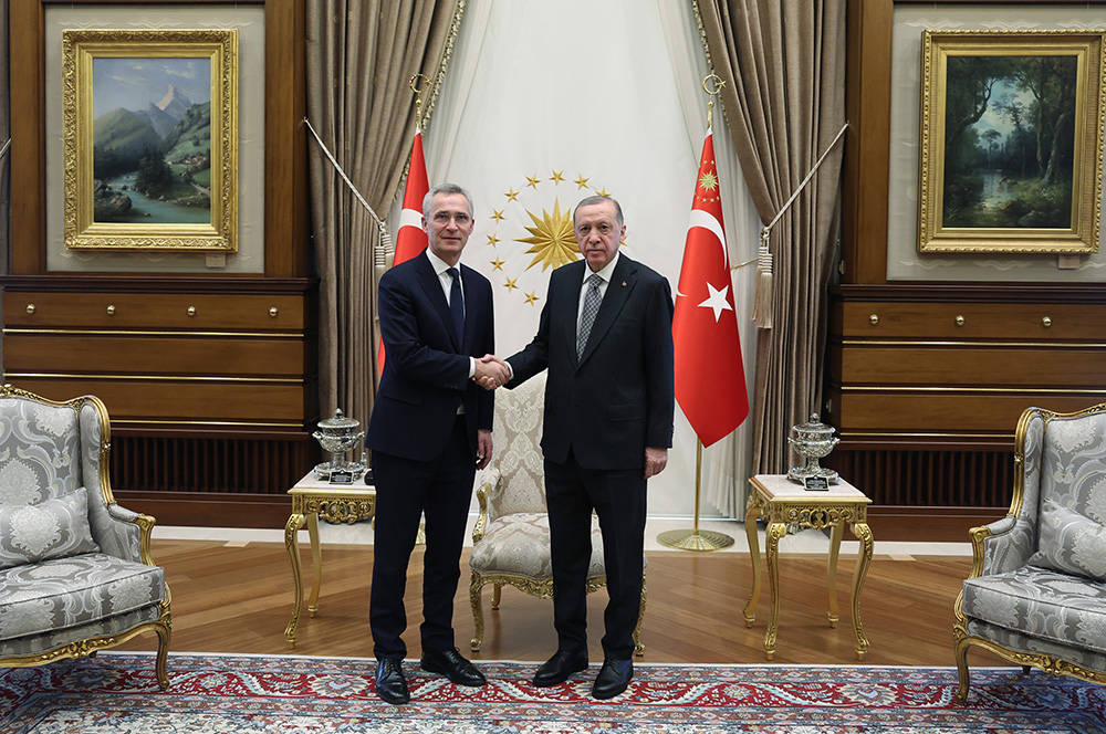 Erdoğan, NATO Genel Sekreteri Stoltenberg'i kabul etti